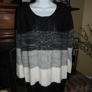 BOGO FREE NWT Marble colorblock black, white sweater size Large
